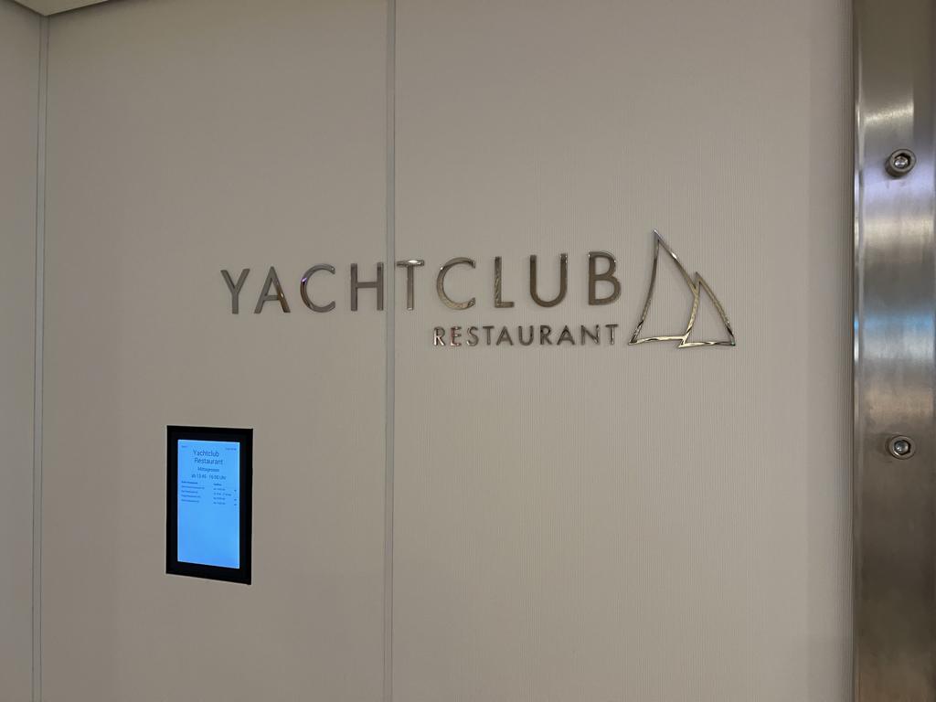 AIDAnova Yachtclub Restaurant