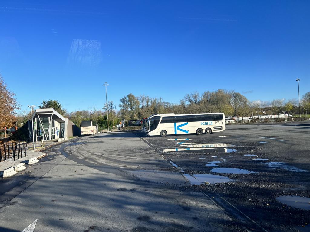 Landausflug nach Brügge in Belgien Busparkplatz