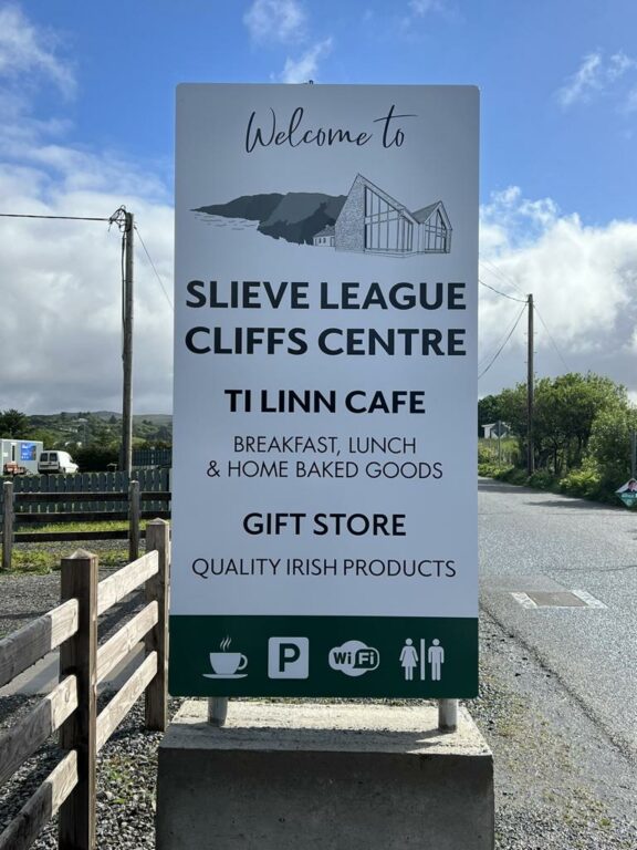 Sleve League Cliffs Center