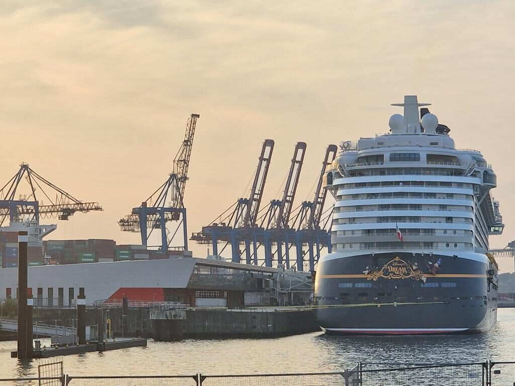 Die Welt von Disney auf der Disney Dream von 2 Disney Dream