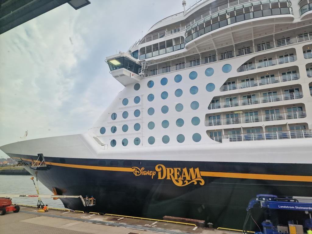 Die Welt von Disney auf der Disney Dream von 1 Disney Dream