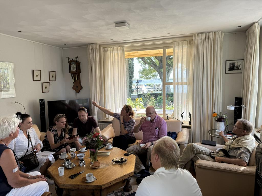 Flusskreuzfahrt Niederlande: Enkhuizen & Rotterdam mit VIVA ONE – Highlights, Tipps & Ausflüge von 11 Enkhuizen - Ausflug Op de koffie meet the Dutch
