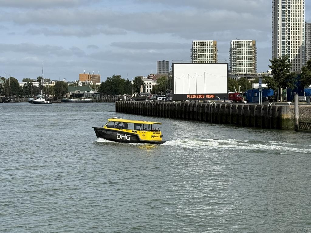 Flusskreuzfahrt Niederlande: Enkhuizen & Rotterdam mit VIVA ONE – Highlights, Tipps & Ausflüge von 20 Rotterdam Water TAxi
