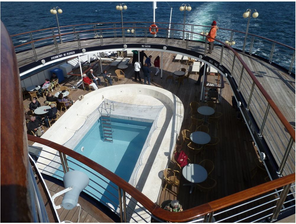 Cruise & Maritime Voyages Astoria Pool