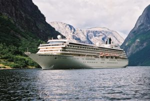 Mehr über den Artikel erfahren Crystal Symphony von Crystal Cruises wird modernisiert