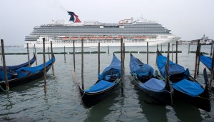Read more about the article Carnival Cruise Line führt online check in ein